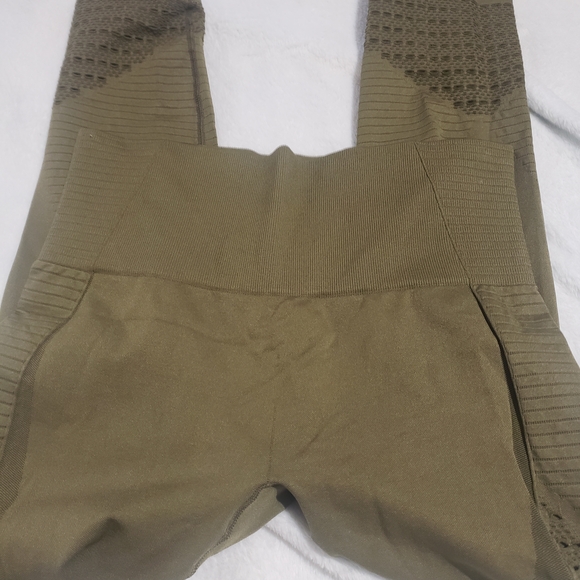 Olive Green Women's Leggings Sz Lg - Picture 3 of 7